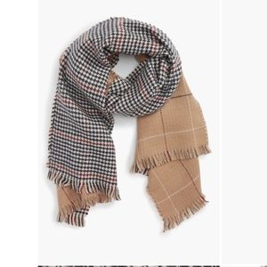 BP. Reversible Houndstooth & Grid Scarf